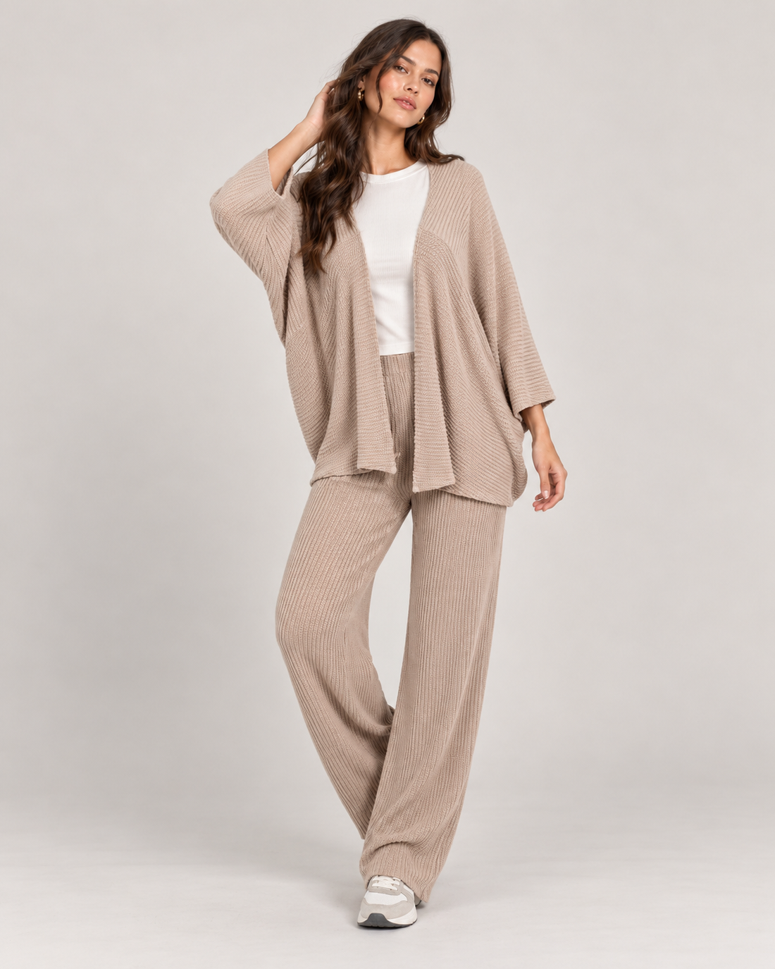 Two-piece set a kimono-style cardigan and matching wide-leg trousere